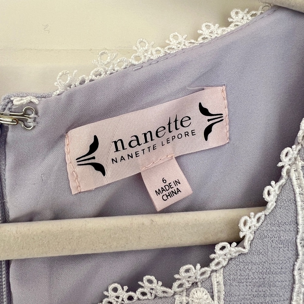 Nanette Lepore sleeveless dress in Lilac and white eyelet trim - EUC - Size 6 - Picture 5 of 11